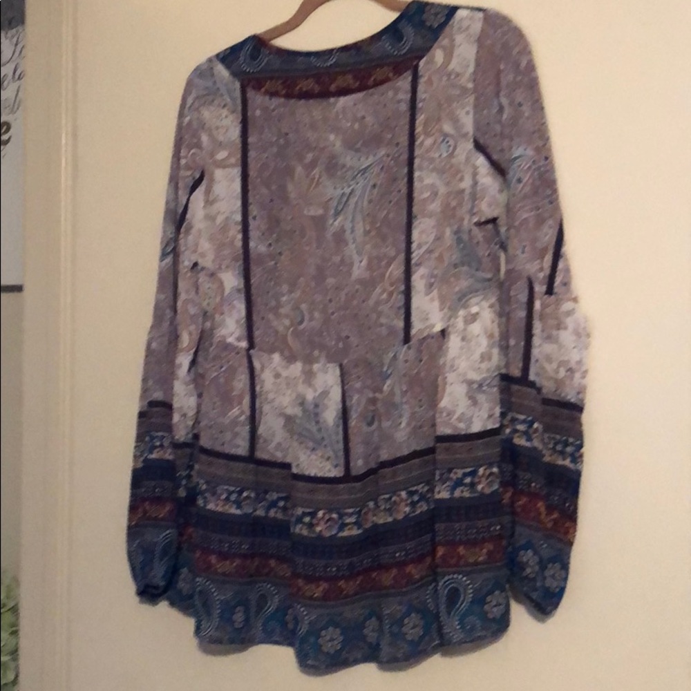 Beautiful tunic - Picture 4 of 4